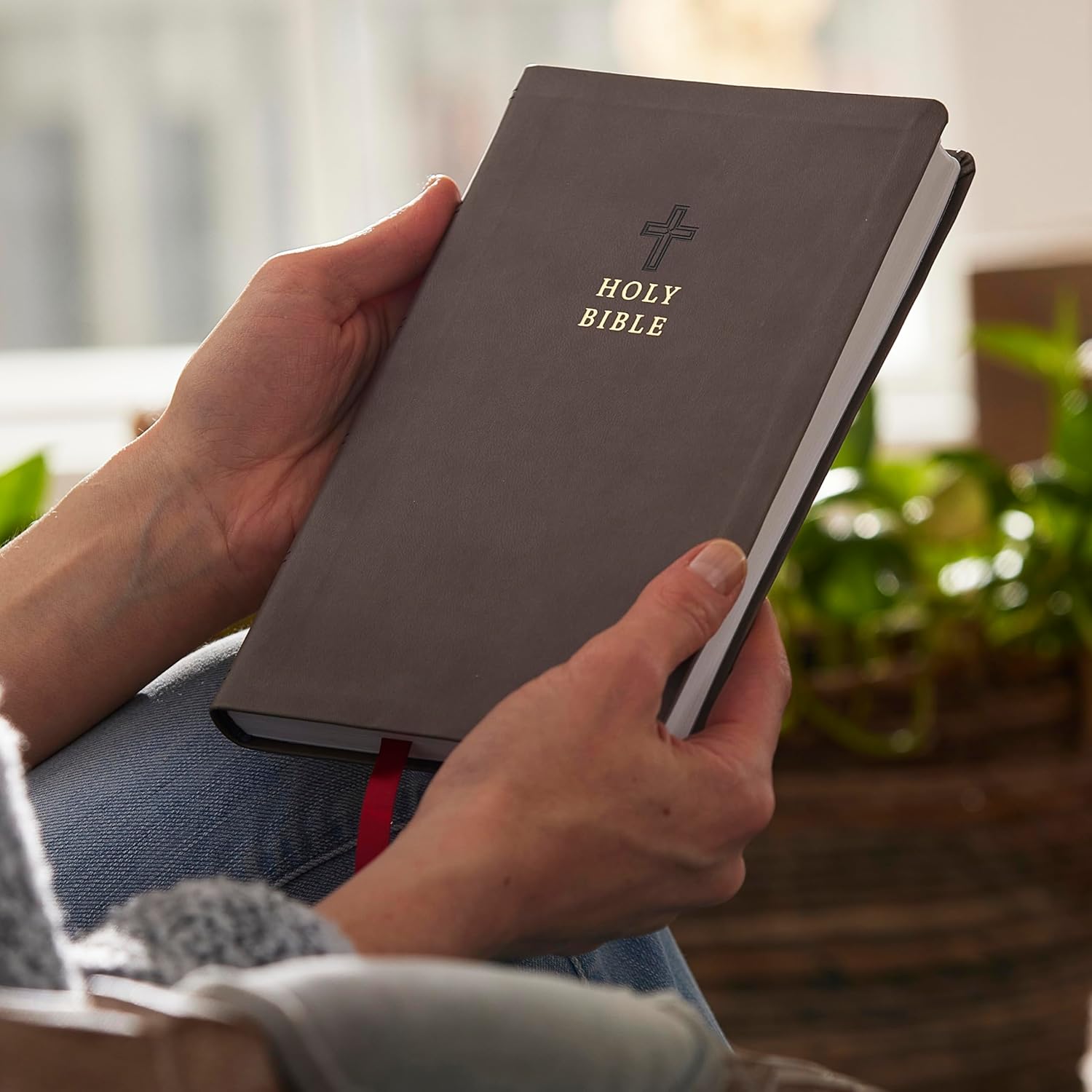 KJV Value Ultra Thinline, Red Letter, Comfort Print, Charcoal Leathersoft