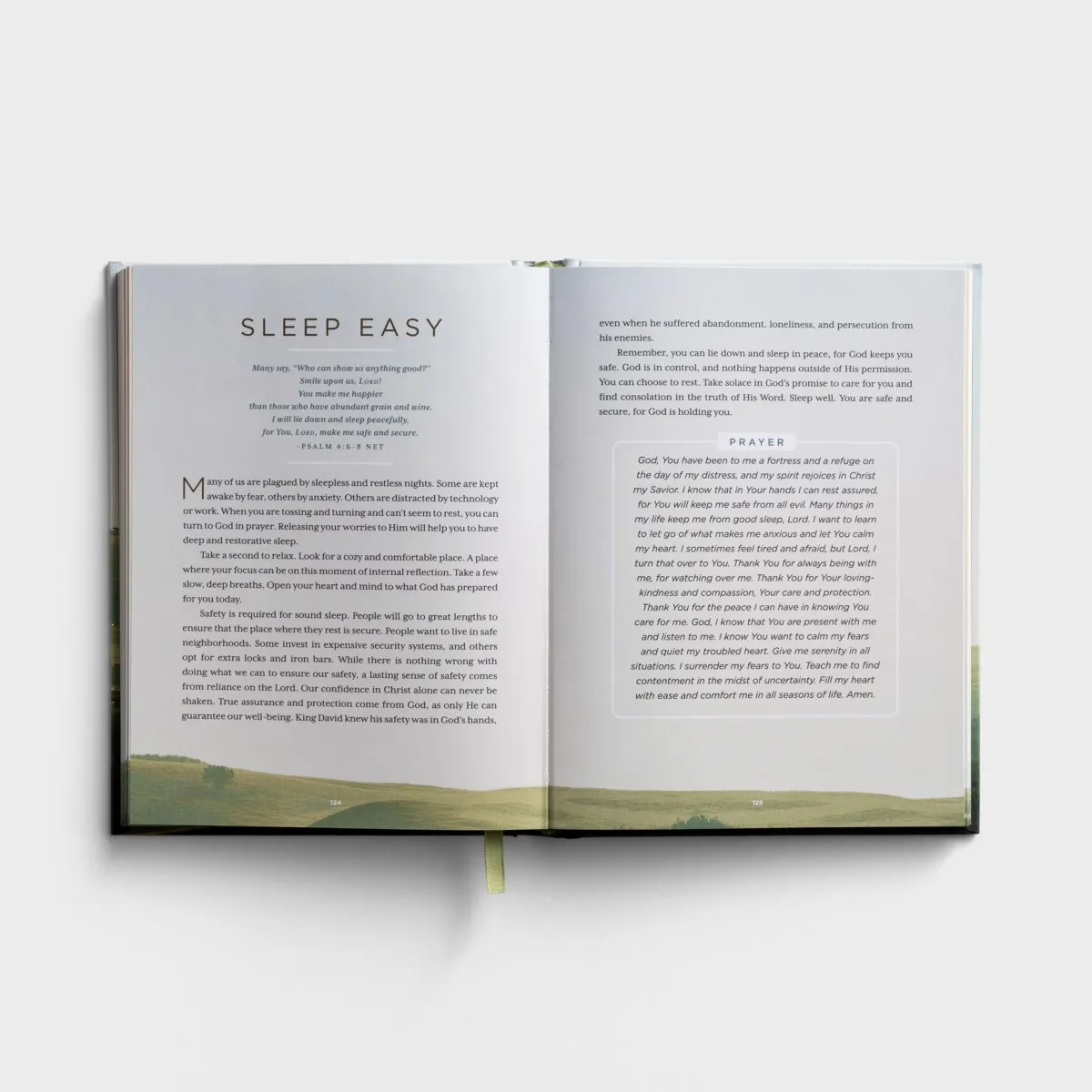 PRAY: Daily Moments to Quiet Your Mind and Center Your Soul, Hardcover