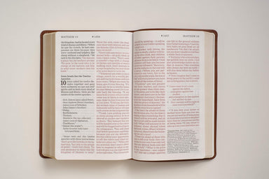 ROCKONLINE | NLT Personal Size Giant Print, Leatherlike, Rustic Brown (Filament Bible App) | Tyndale | New Creation Church | NCC | Joseph Prince | ROCK Bookshop | ROCK Bookstore | Star Vista | Free delivery for Singapore Orders above $50.